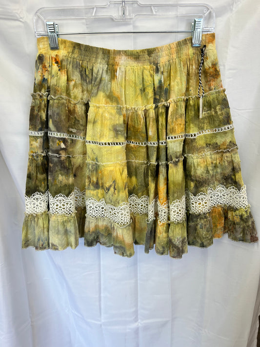 Short Ruffle Skirt