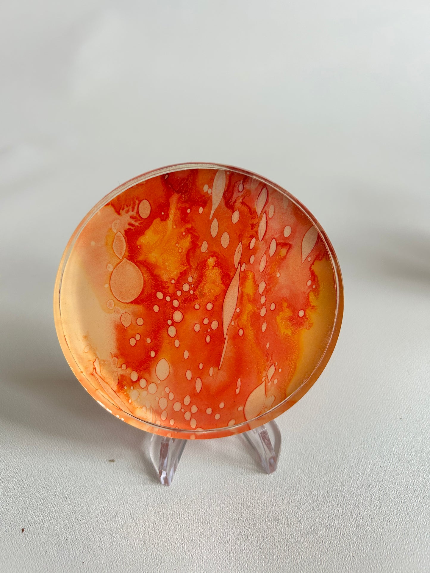 CG Petri Disc w/ Stand, Resin
